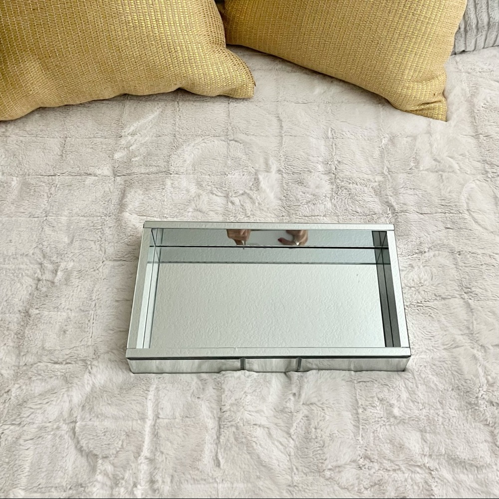 Solid Glass Mirror Perfume Tray - image 5